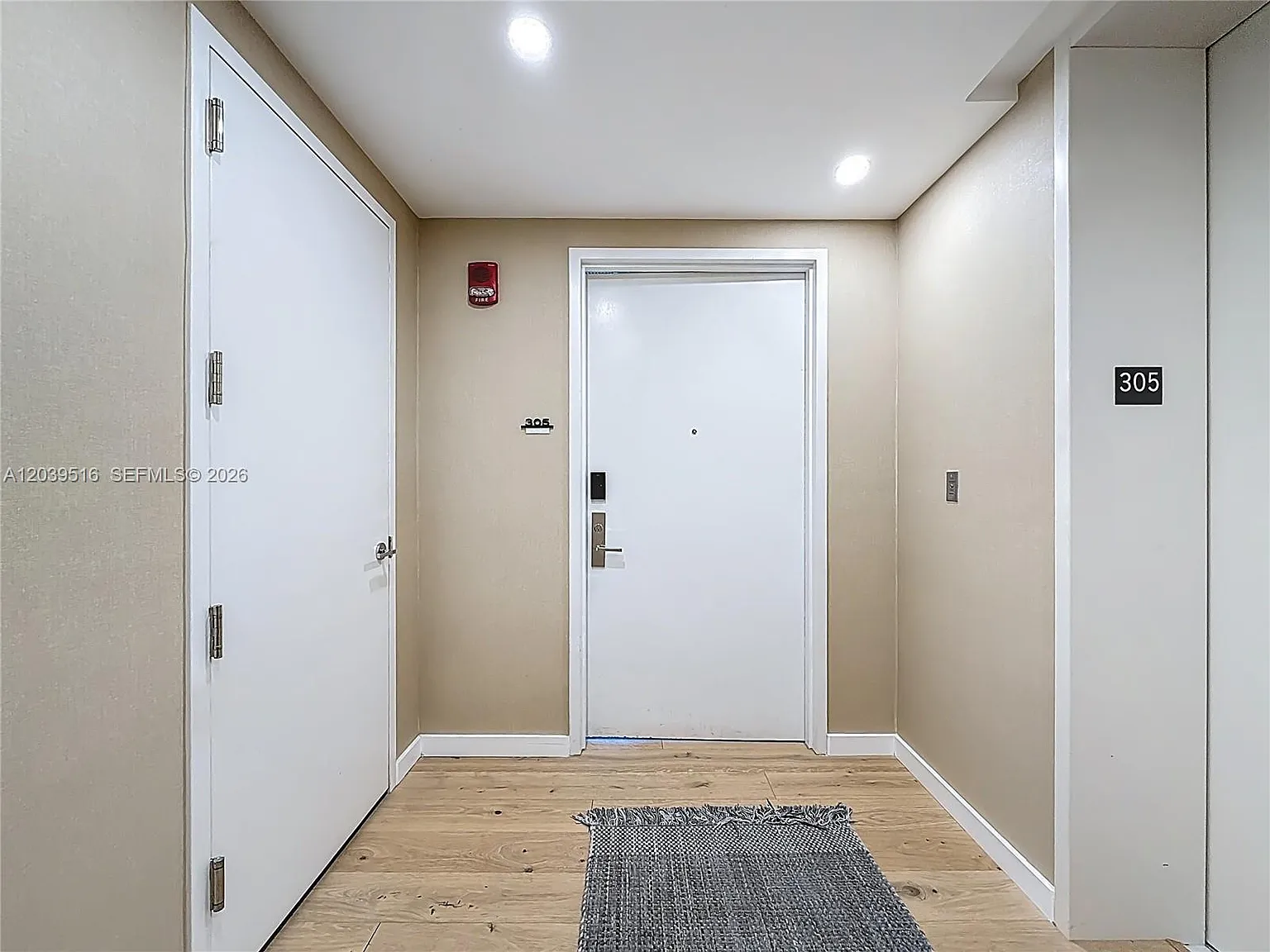 2 bed, 1542 sqft, $18,000 — Photo 3