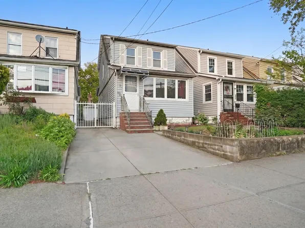 9023 207th Street, Queens Village, NY 11428