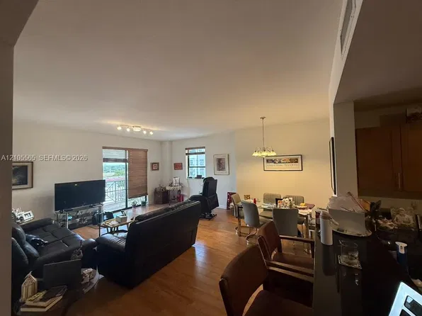 8390 SW 72nd Ave, Miami, FL