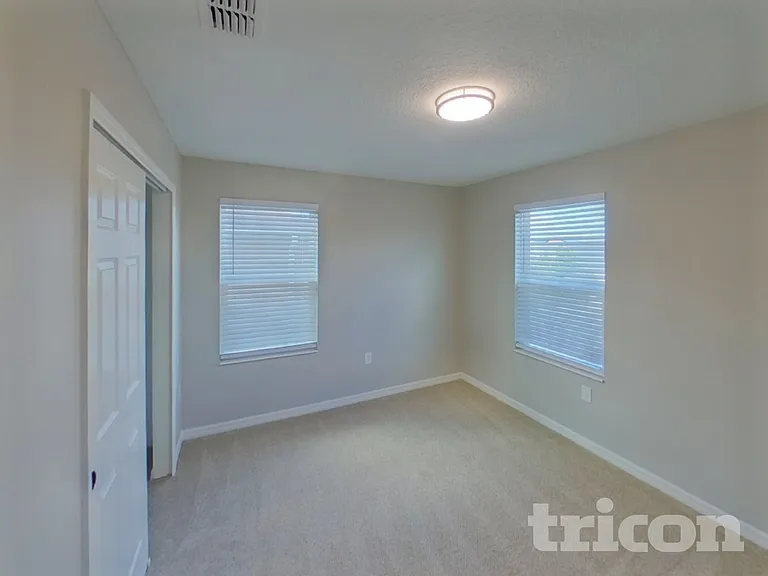 10710 Southern Forest Dr — Photo 15