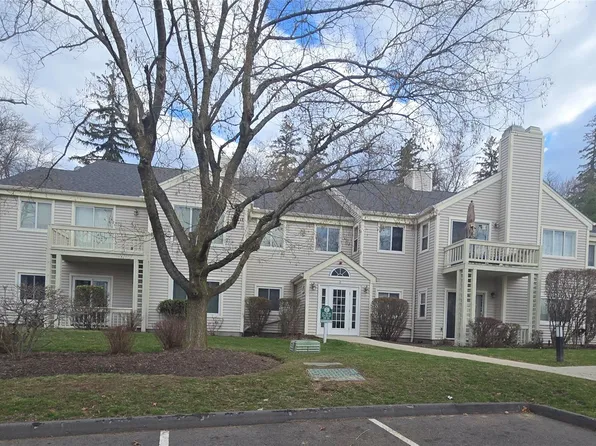 17 Bayberry Drive, Peekskill, NY 10566