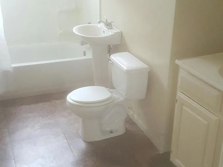 312 Mohawk St — Photo 5