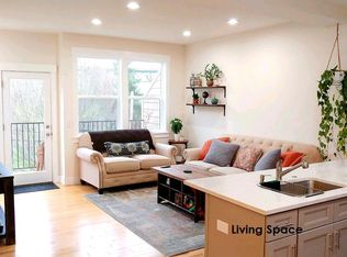 8806 N Edison St #A, Portland, OR 97203