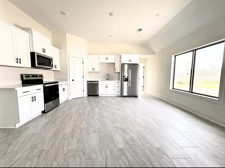 4609 Yukon Dr — Photo 5