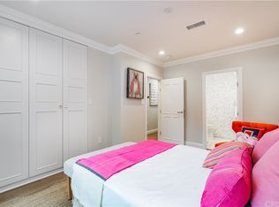 11584 Canton Dr, Studio City, CA 91604