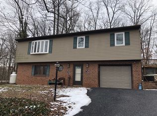275 Cartref Rd, Etters, PA 17319