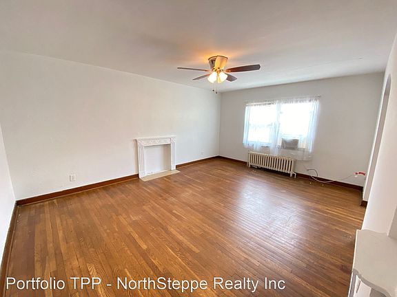 2nd image of 2332 N High St #2878507