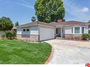 17637 Calvert St, Encino, CA 91316