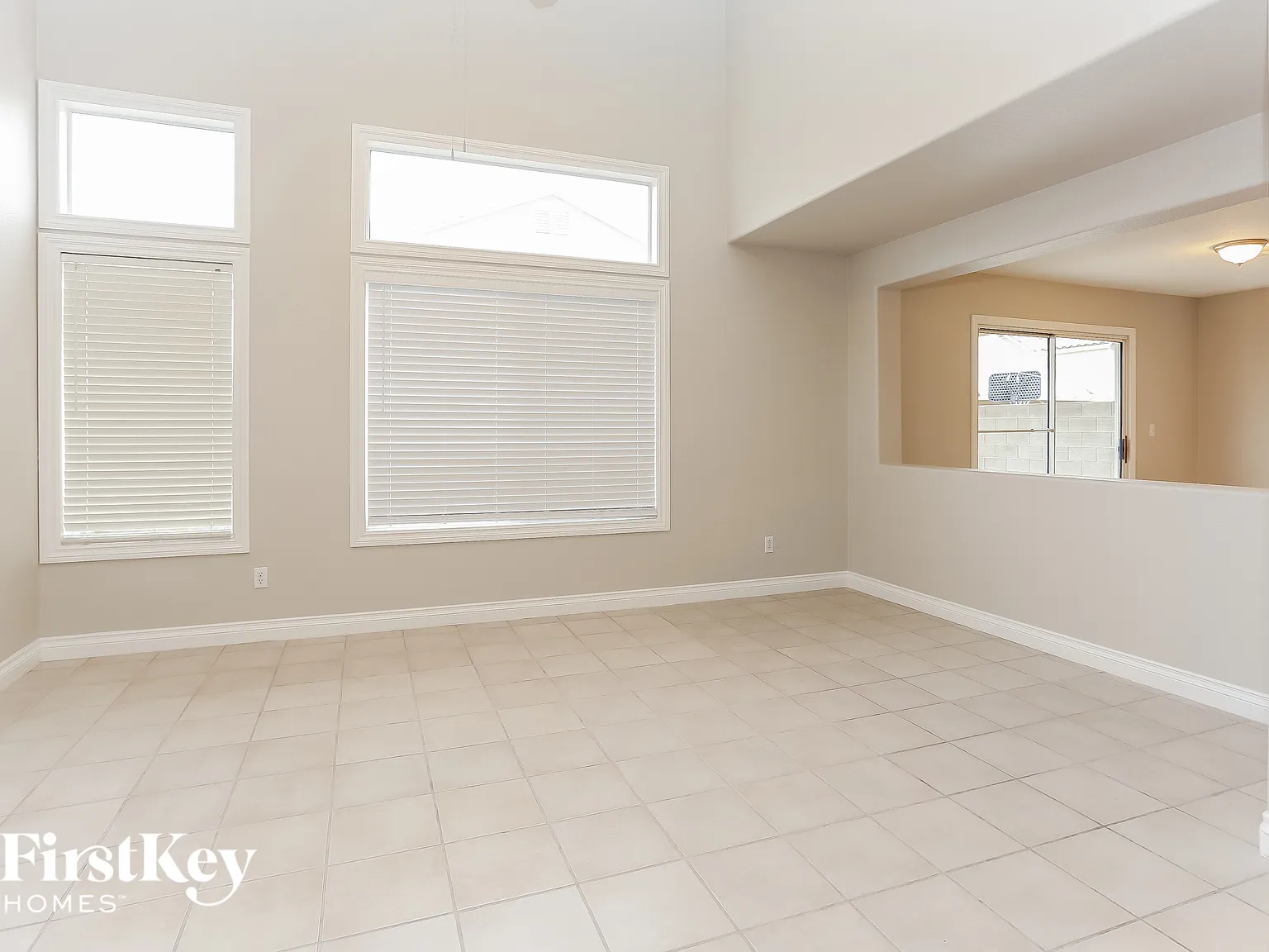 3 bed, 2.5 bath, 1437 sqft, $2,385 — Photo 2