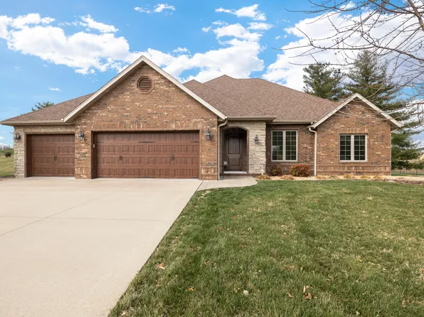 2407 Walnut Grove Circle, Nixa, MO 65714