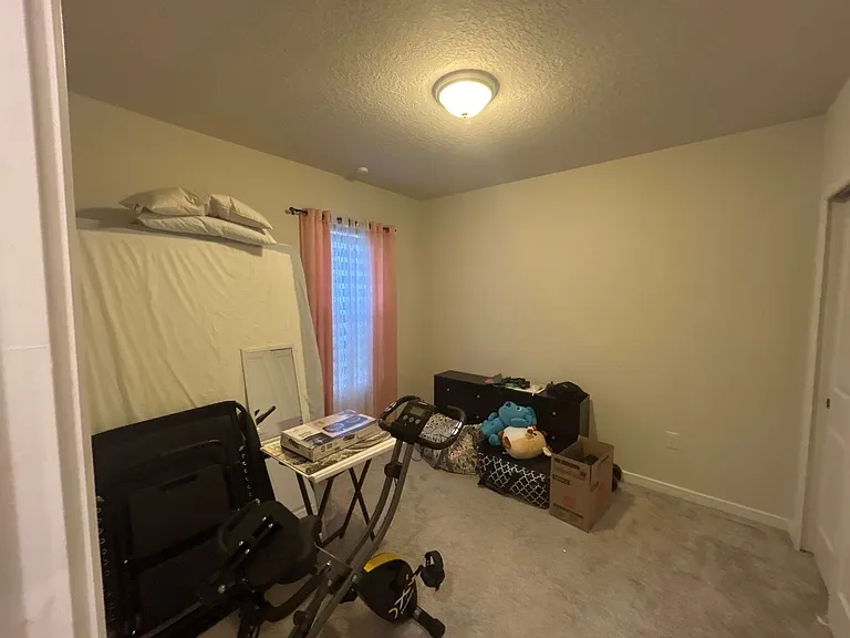 1261 Regal King Dr — Photo 9