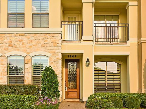 Houston T-Home For Lease