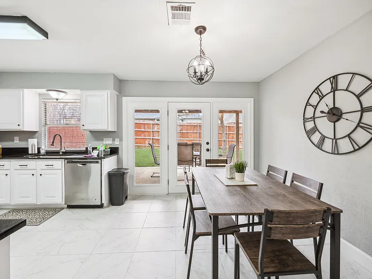 1601 Chittam Dr — Photo 13