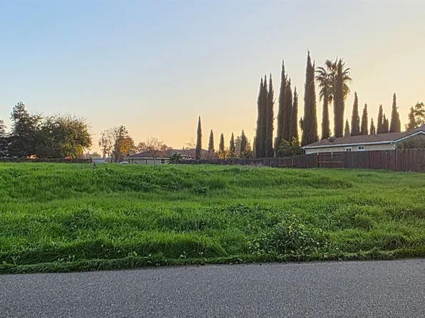 2897 Sohan Dr, Merced, CA 95348