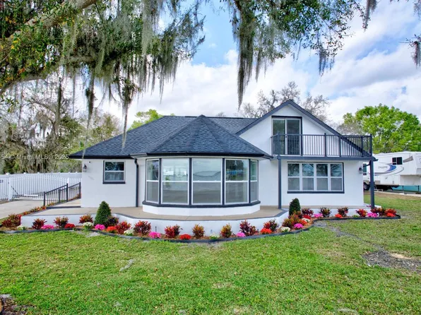 4290 Lakeview Dr, Sebring, FL 33870