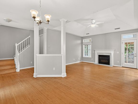 3rd image of 5325 Bartram Pl