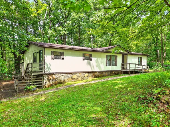 126 Roy Stout Rd, Champion, PA 15622