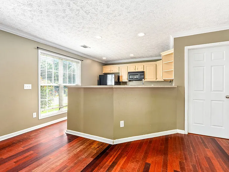 4264 Live Oak Dr — Photo 20