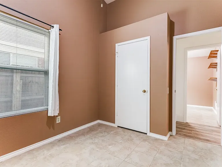 4617 Feathercrest Dr — Photo 18