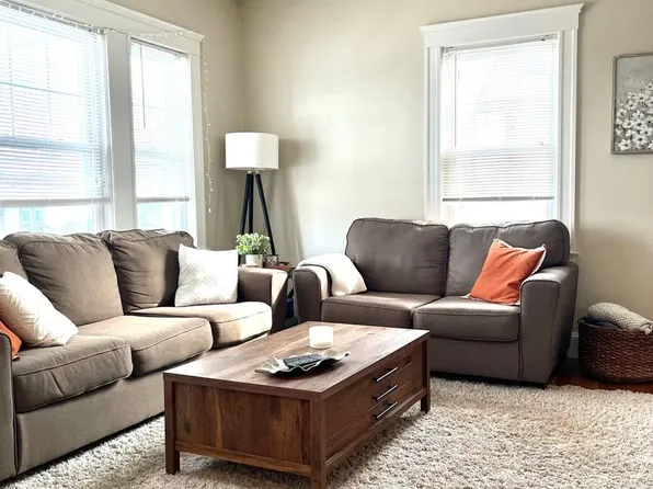 41 N Crescent Circuit, Boston, MA