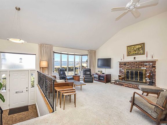 5th image of 13 Beachway Way
