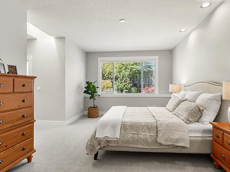 12035 SE Grand Vista Dr — Photo 19