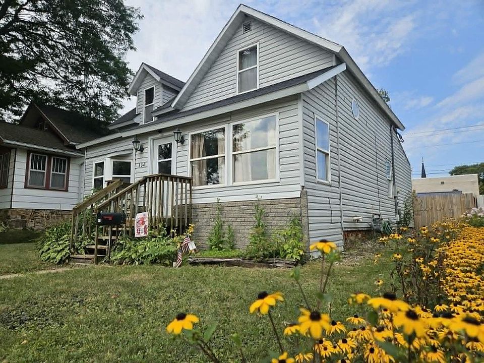 1st image of 304 N MAPLE AVENUE