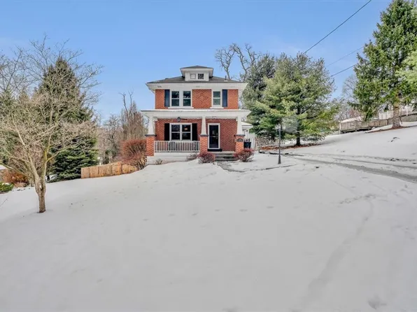 2620 Center St, Bethel Park, PA 15102