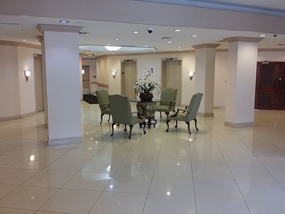 3rd image of 1300 NE Miami Gardens Dr APT 1003
