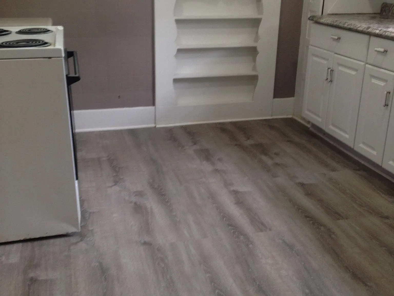 3 bed, 1.5 bath, 1800 sqft, $2,800 — Photo 3