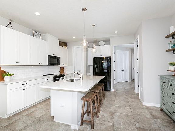 4th image of 32537 Harmony Oaks Dr