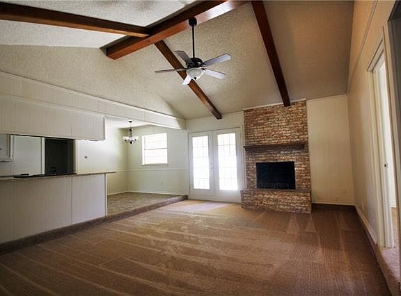 5th image of 807 Cornish Oak Ct