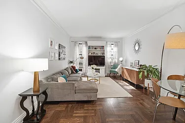 225 West 25th Street