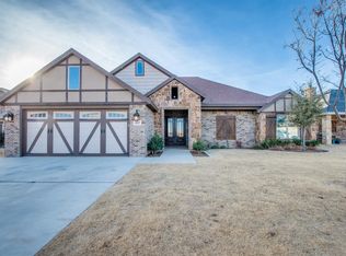 817 Avenue T, Shallowater, TX 79363