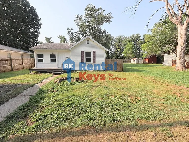 3450 Koressel Ave — Photo 2