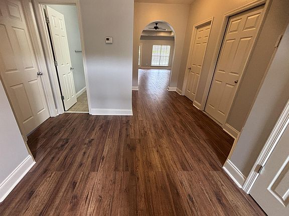 4th image of 2037 Chelsea Park Bnd