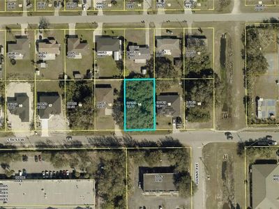 2804 5th St W, Lehigh Acres, FL, 33971