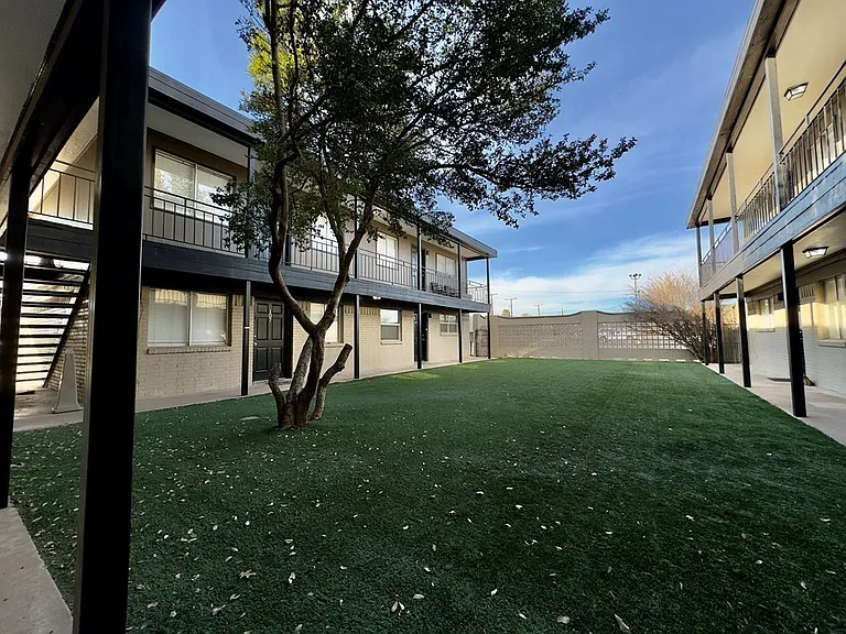 501 W Louisiana Ave #106 — Photo 2