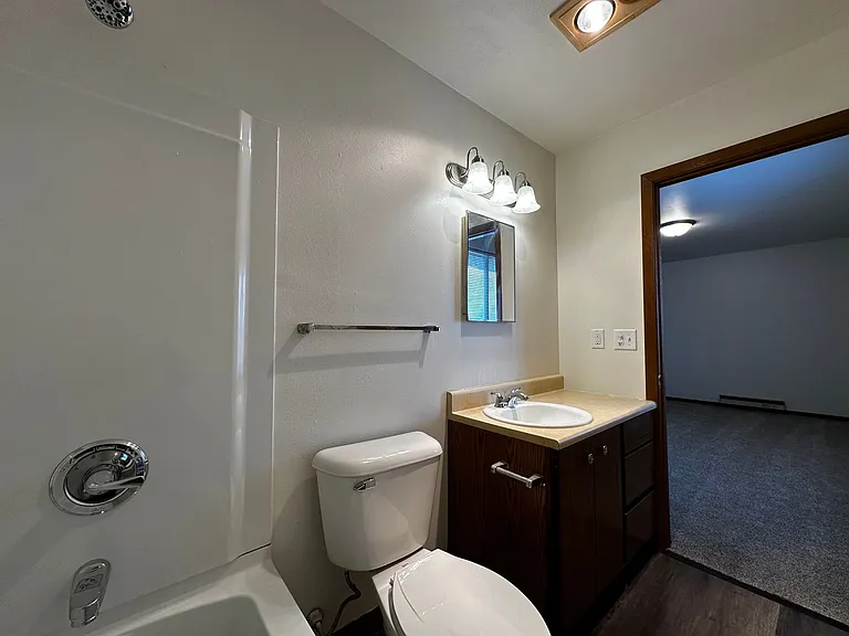 135 S 3rd St — Photo 13