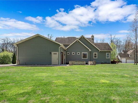 5th image of 2765 Baywoods Dr