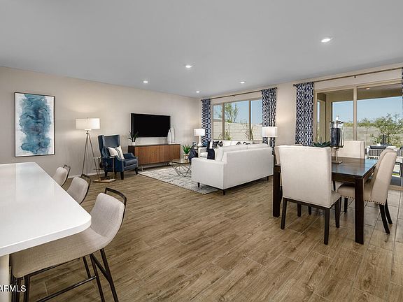 3rd image of 48139 N LA SOLEDAD --