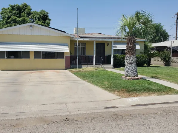 1068 W Mulberry Avenue, Porterville, CA 93257