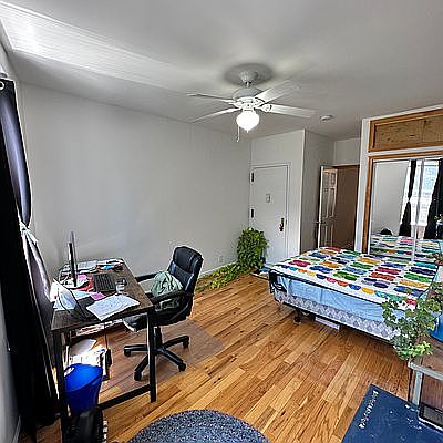 2nd image of 180 Driggs Ave APT 4R