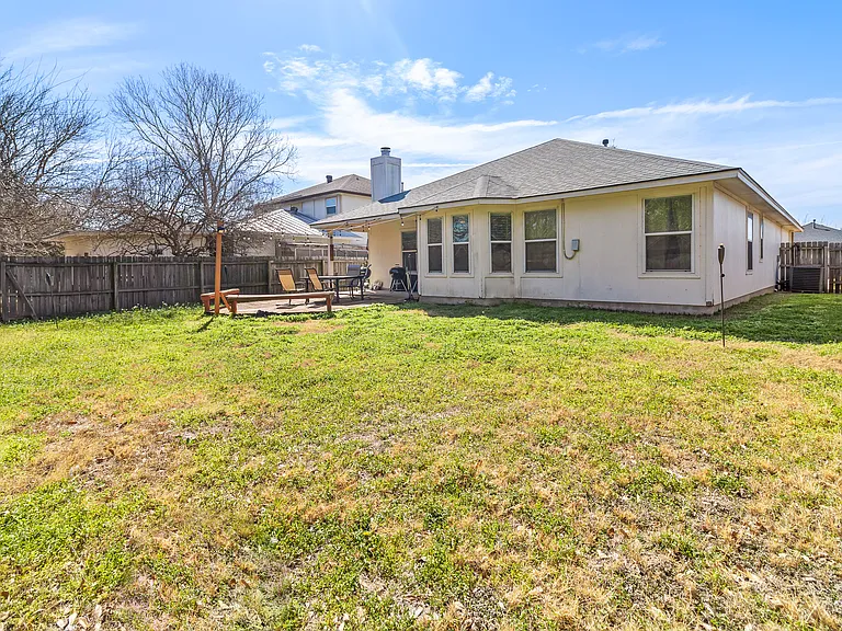 3711 Meadow View Dr — Photo 27