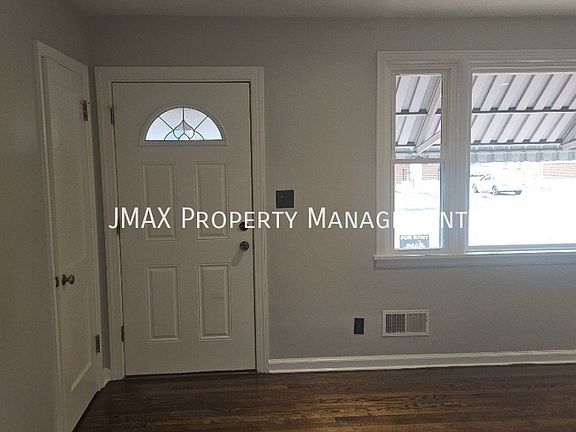 2nd image of 4715 Pawling St NW