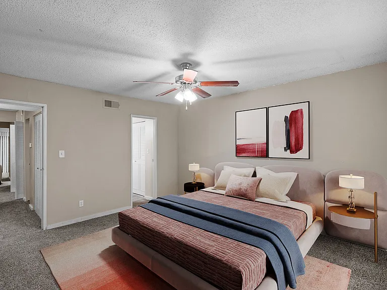 Preston Court Apartment Homes — Photo 8