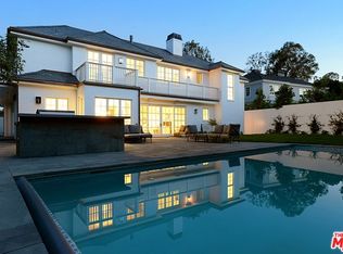 725 Napoli Dr, Pacific Palisades, CA 90272