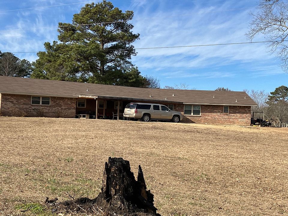 2nd image of 279 Winfield Dr