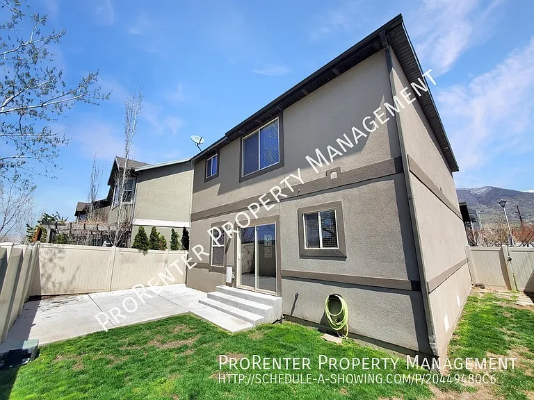 1005 N 740 W — Photo 2
