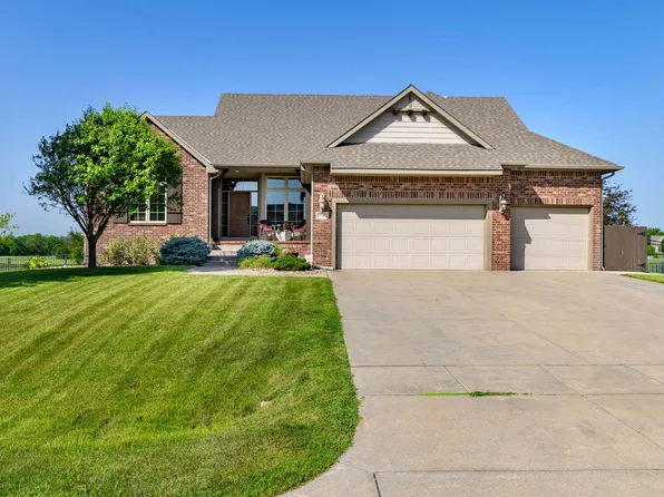 3215 Willow Crk, Rose Hill, KS 67133